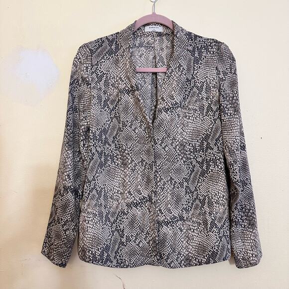 Babaton Aritzia Akira Blouse Size Small Snake Print 71882 - Picture 5 of 12